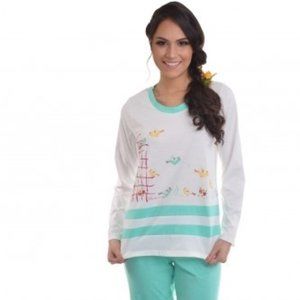 New Pajama set long sleeves and pants. Size M